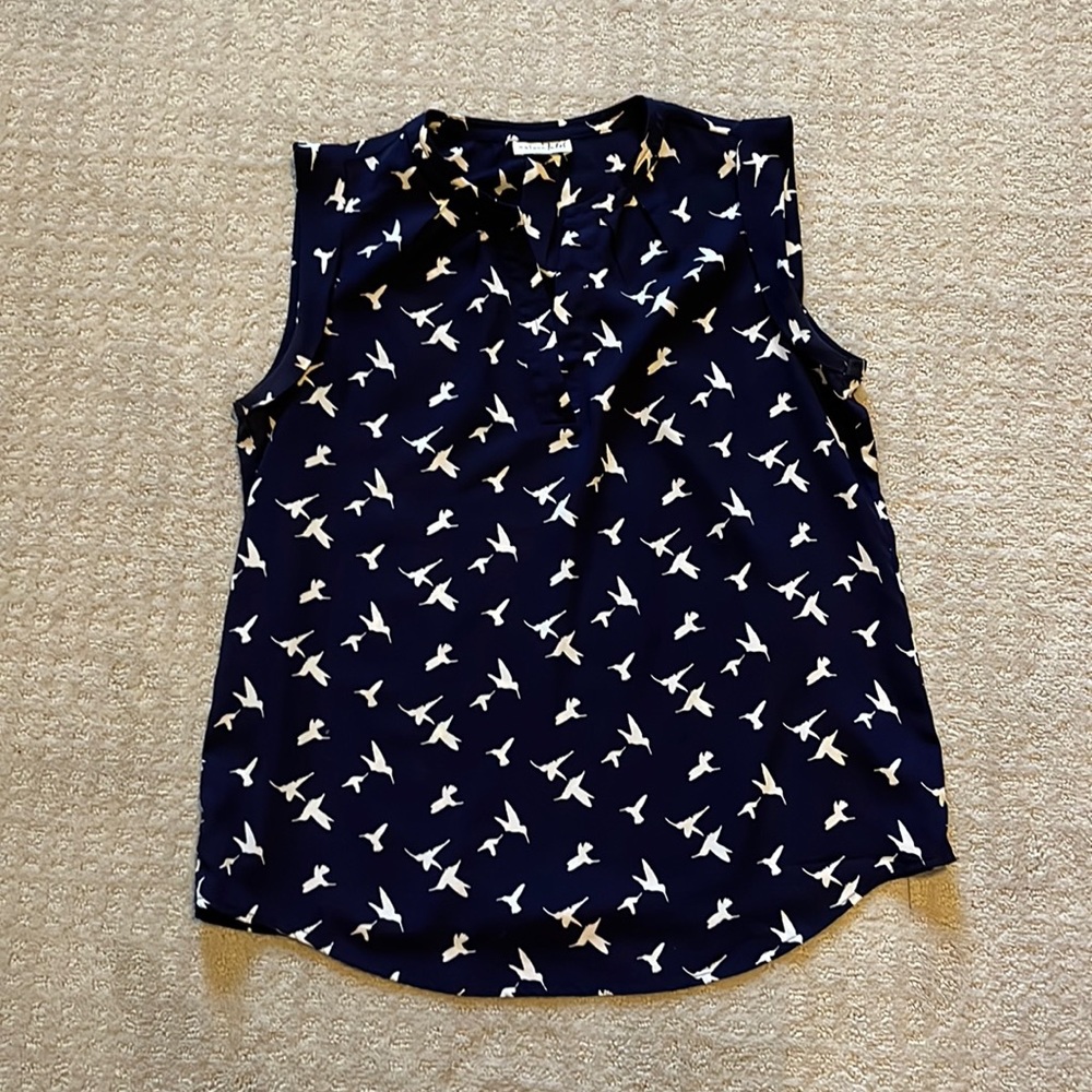 Madison Jules sleeveless blouse size M